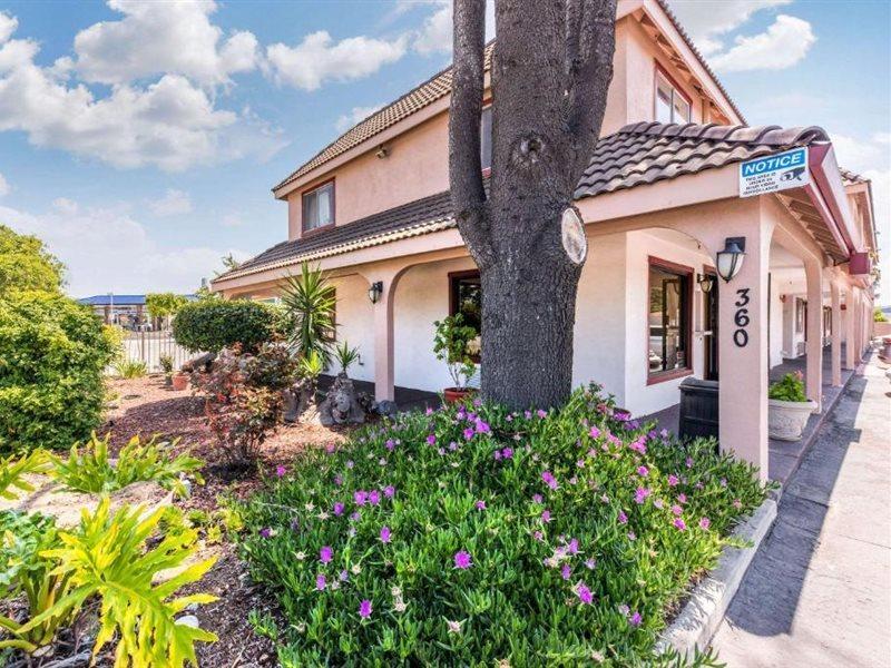 Econo Lodge Gilroy Exterior photo