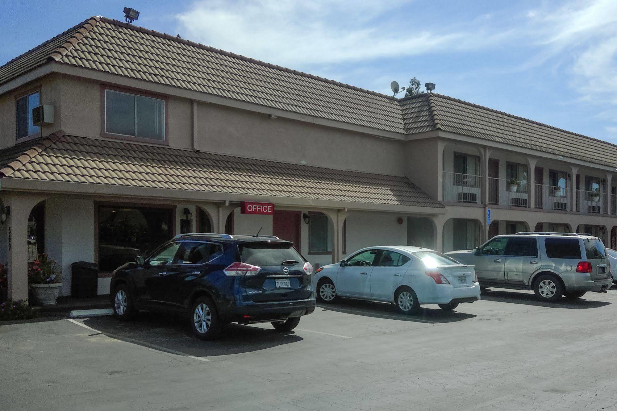 Econo Lodge Gilroy Exterior photo